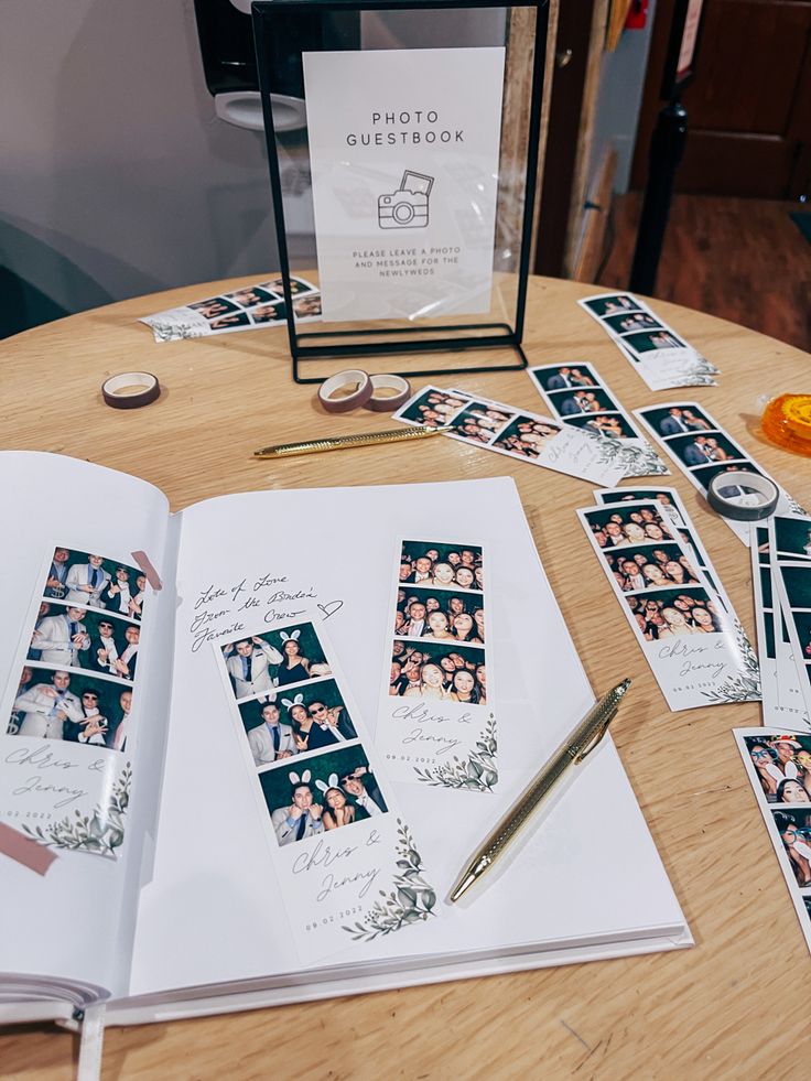 photo-booth-guestbook