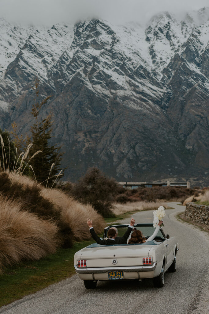 Slay My Day weddings and events directory New Zealand - Muzz and Molly classic car hire Queenstown