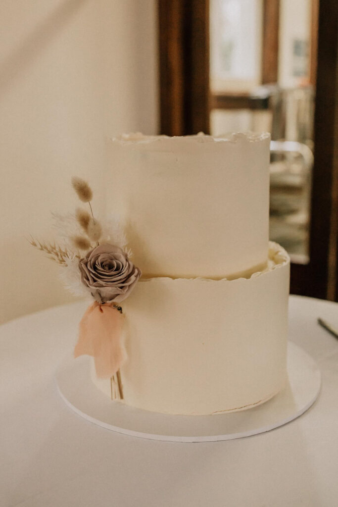 Slay My Day weddings and events directory New Zealand - The Blooming Baker - Wedding Cakes