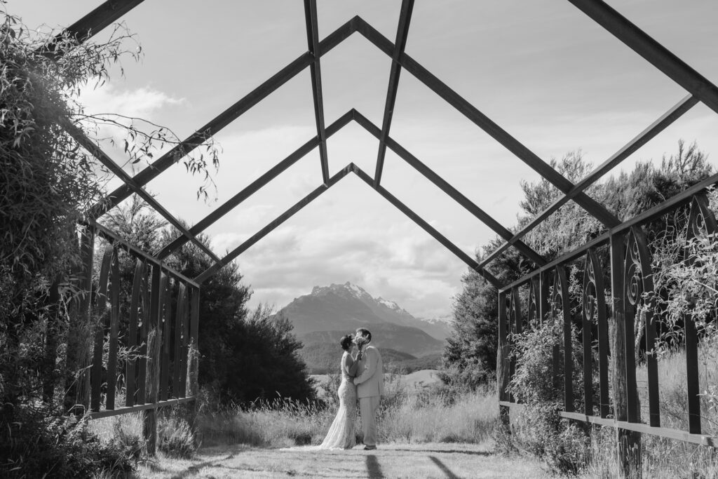 MARTYDANNI_222PHOTOGRAPHICSTUDIOS_QUEENSTOWN_250201_630.jpg