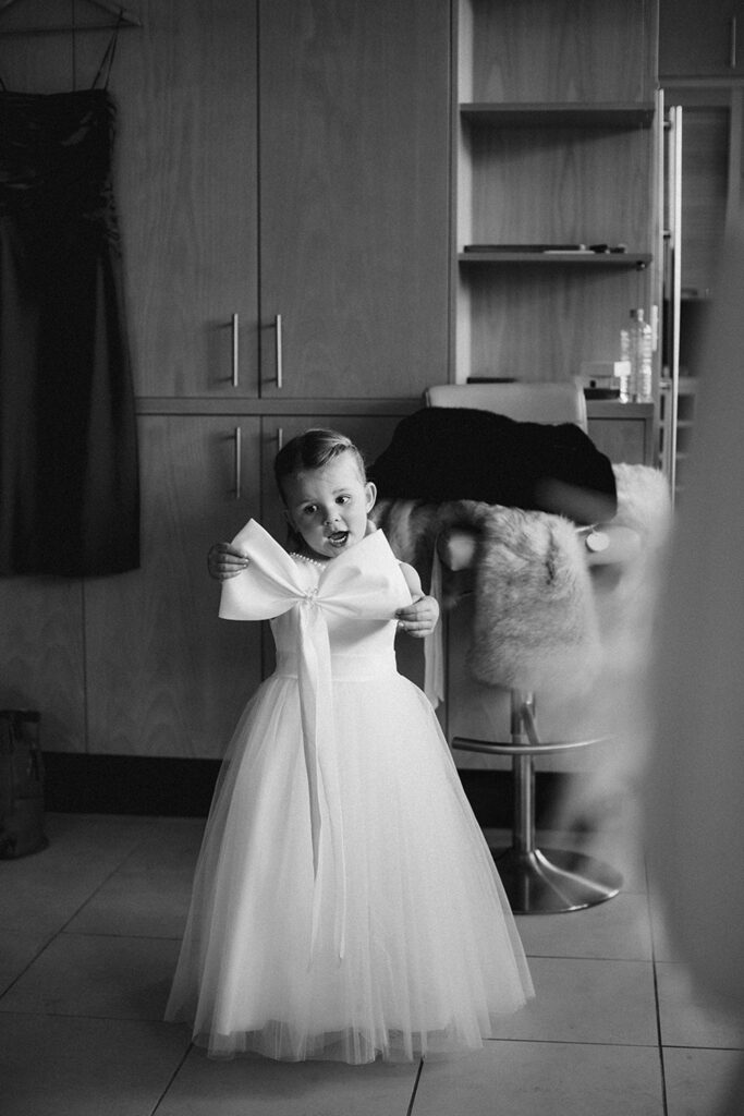 candid-queenstown-wedding-photographer-emilyadamson.jpg