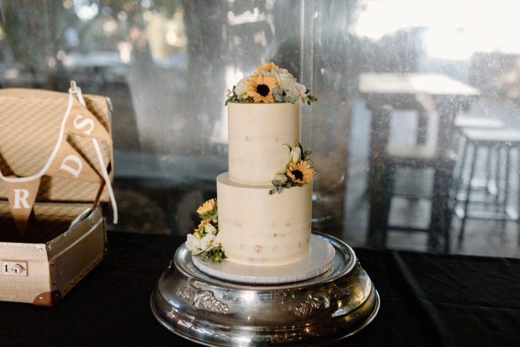 Slay My Day weddings and events directory New Zealand - Cakes on College - Wedding Cakes