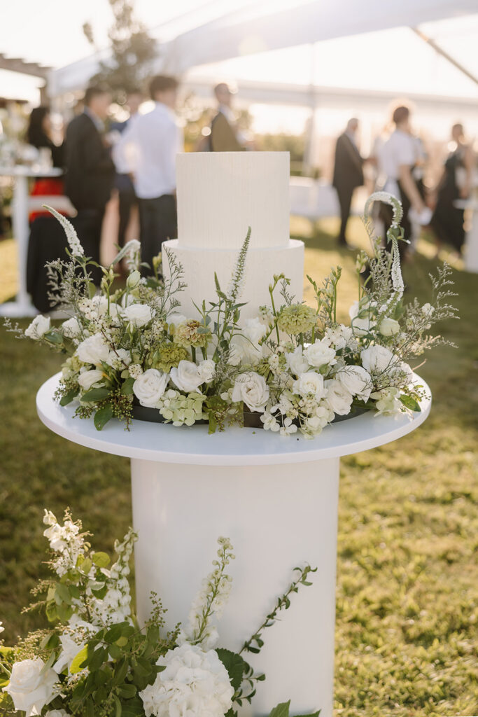 Slay My Day weddings and events directory New Zealand - Cakes on College - Wedding Cakes