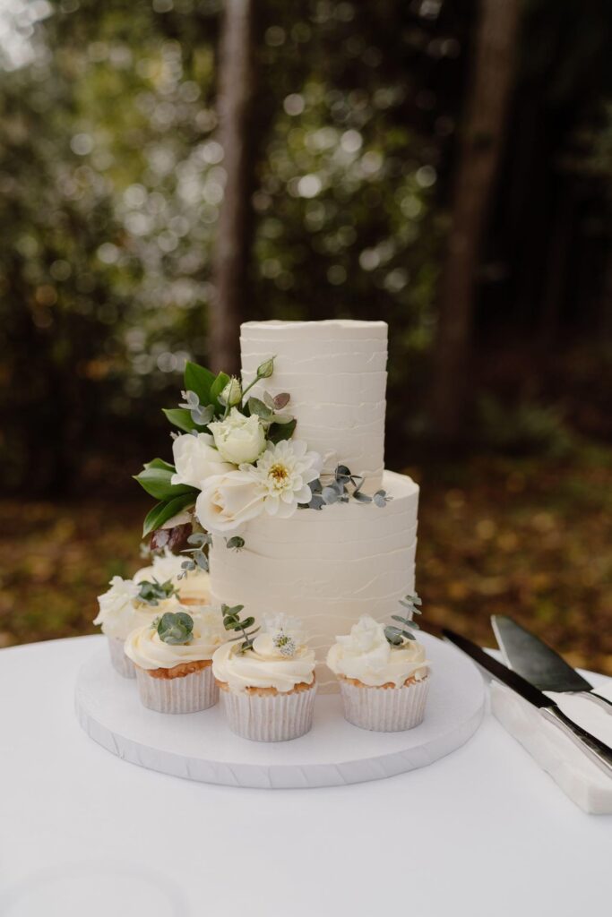 Slay My Day weddings and events directory New Zealand - Cakes on College - Wedding Cakes