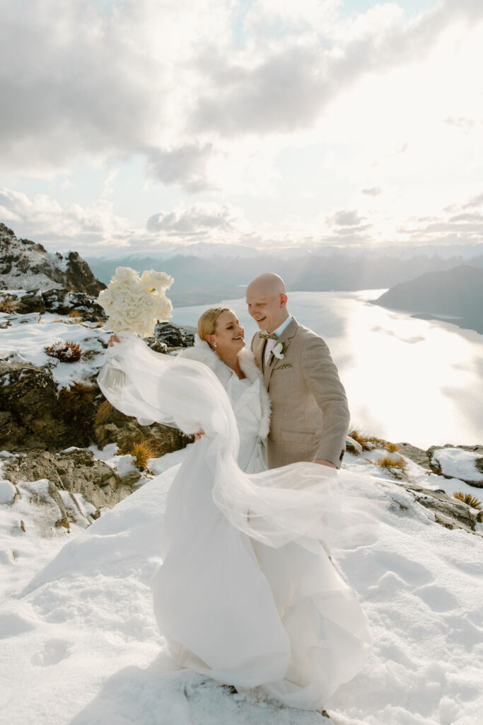 queenstown-heli-wedding-engagement-family-photographer-queenstown-372.jpg