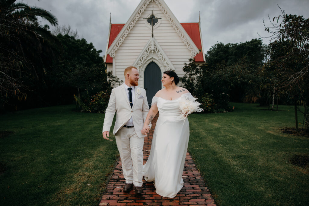 sarah-weber-photography-10-stable-matakan-wedding.jpg
