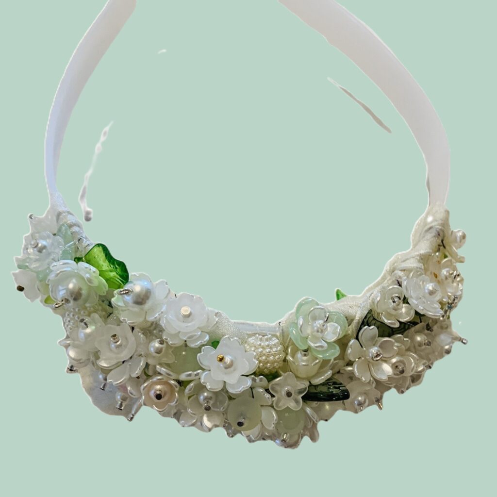 Headpiece-White-with-green-leaves-17.jpg