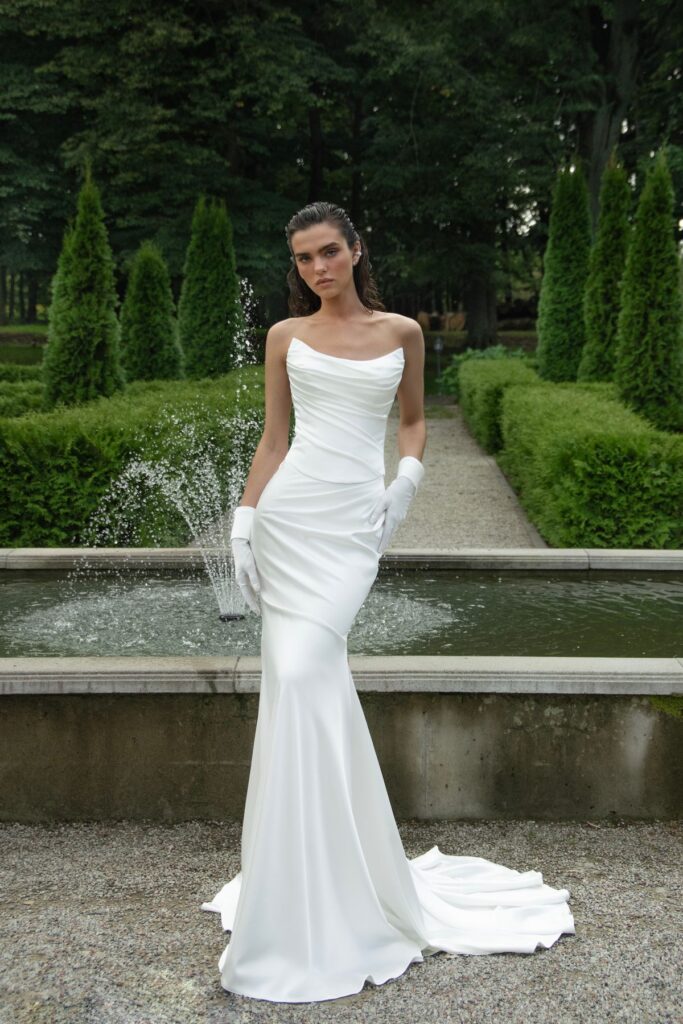 Santana-corset-and-skirt-6.jpg
