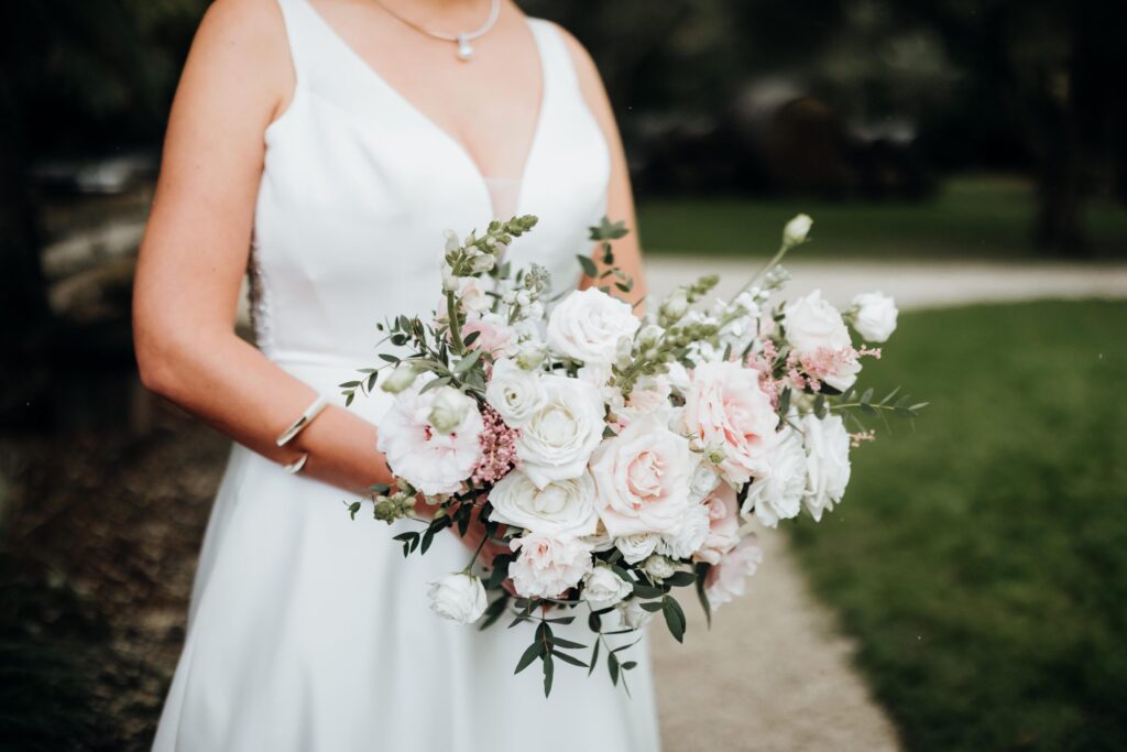 Blush-and-White-Florist-Auckland22-scaled-1.jpeg