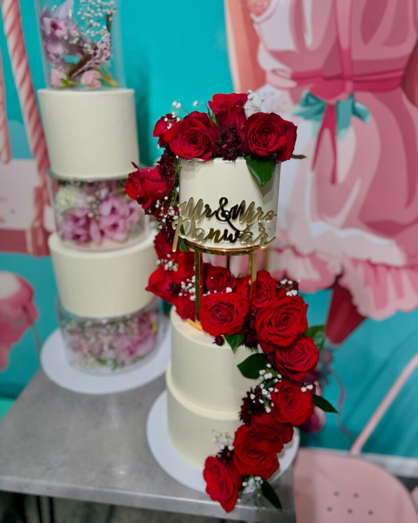 Colombian-Roses-with-Tier-Separator-Cake-Copy.jpg