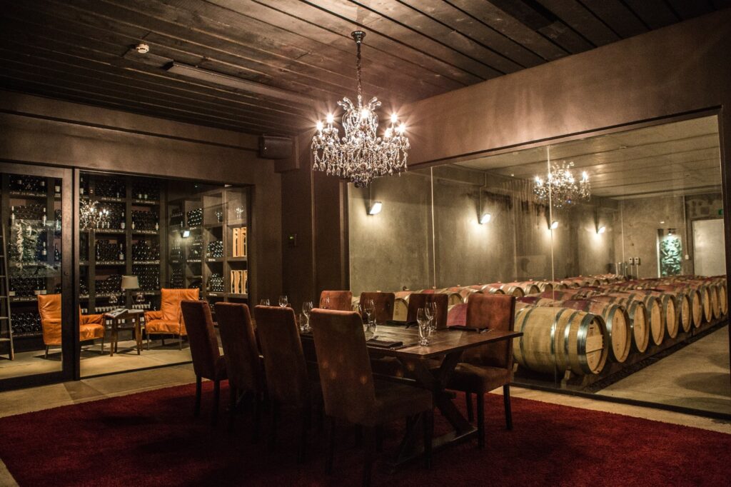 07_wine-library.jpg